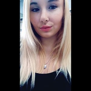 Meet your Posher, Robyn